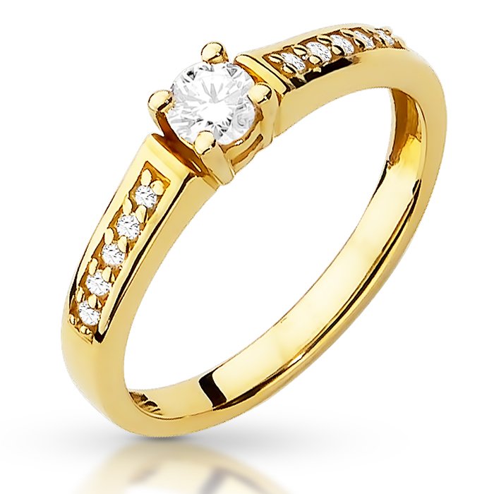 Złoty pierścionek z cyrkoniami na zaręczyny