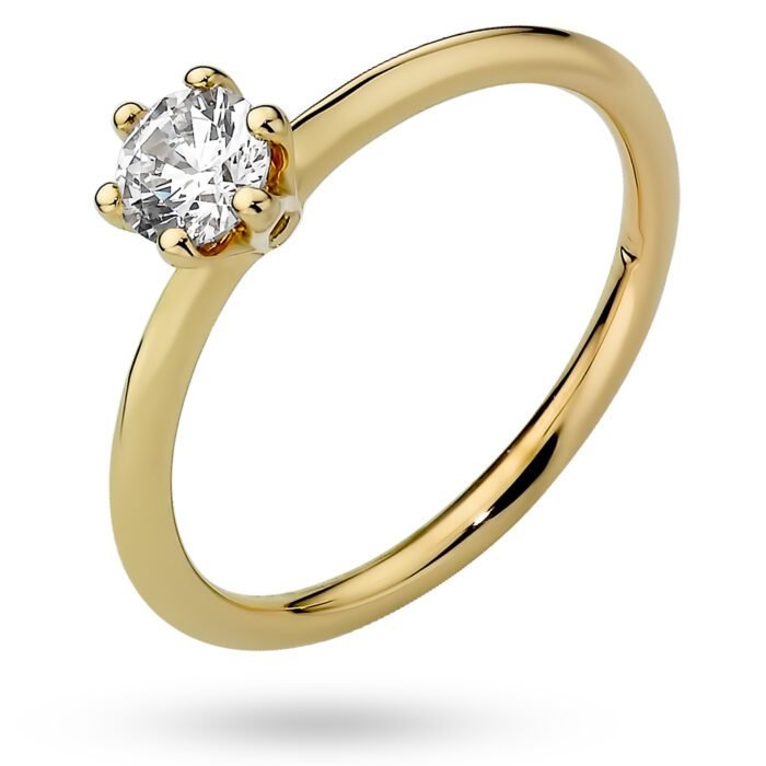Złoty pierścionek zaręczynowy z cyrkonią